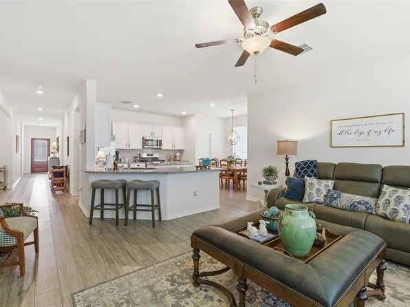 5829 Pensby Dr, Aubrey, TX 76227