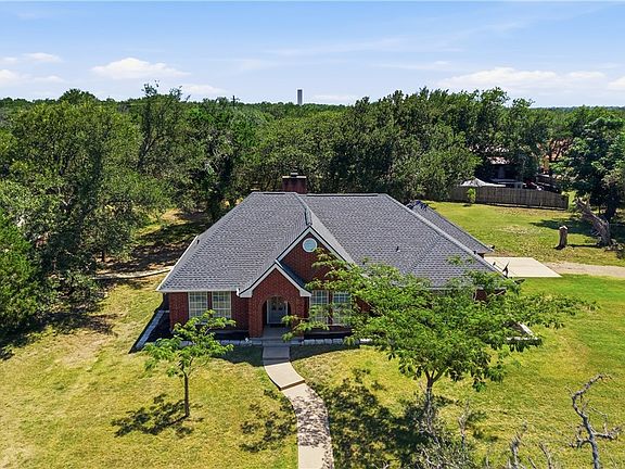 3rd image of 8221 Mountain Dr