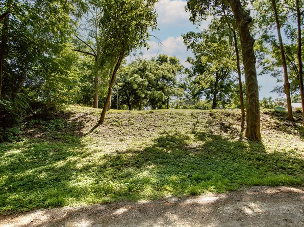 106 Hillsdale Rd, Joliet, IL 60433