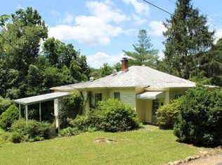 135 Old Country Rd, Monroe, VA 24574