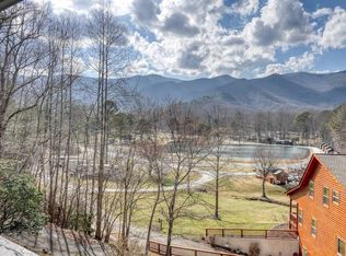 240 N Ruby Lake Dr, Hiawassee, GA 30546