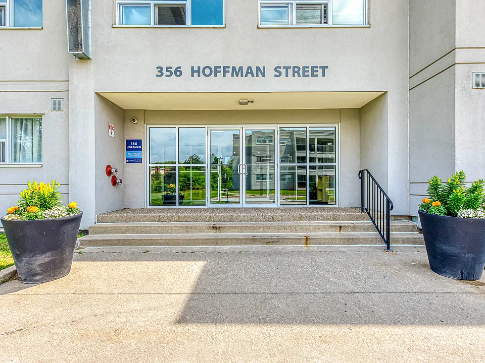356 Hoffman St