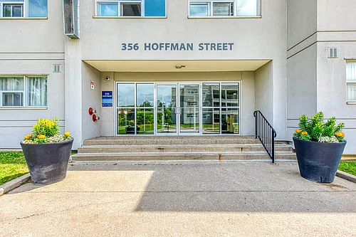 356 Hoffman St Photo 1