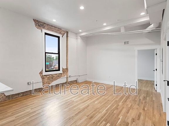 5th image of 1736 E 31st Ave #1