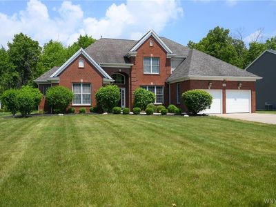280 Forest Creek Ln, Grand Island, NY, 14072