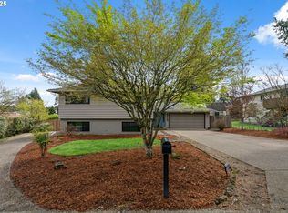 7500 Cason Cir, Gladstone, OR