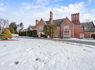 8 Eastway, Bronxville, NY 10708