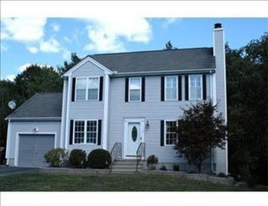 11 Carryville Xing, Bellingham, MA, 02019