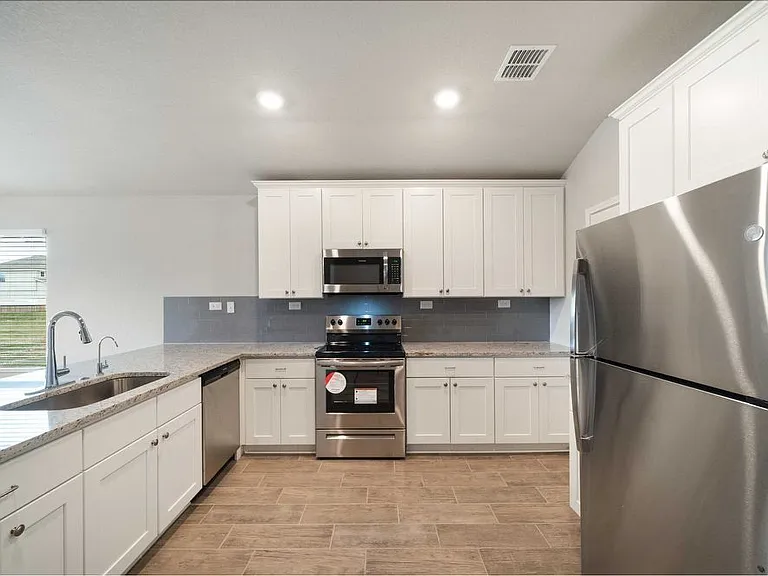 1374 Rios Bend Dr — Photo 7