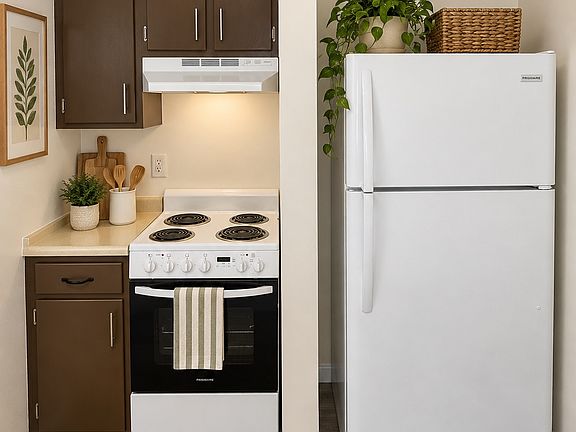 4th image of 455 Union St #303