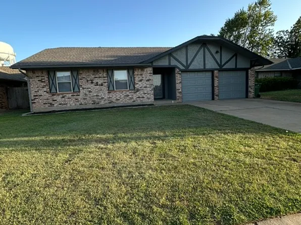1048 Cooper Ln, Yukon, OK 73099