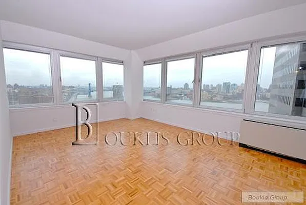 Rented by Bouklis Group | media 13