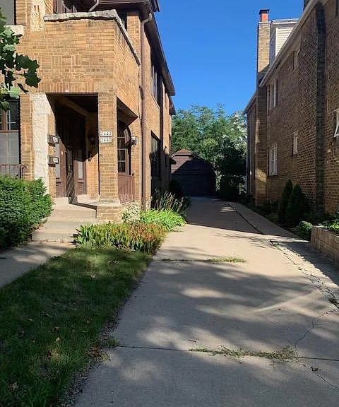 2442 N Lake Dr #2442 — Photo 11