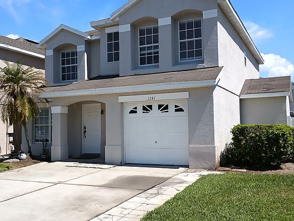 3rd image of 1241 Sandbrook Dr