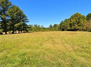 1840 Martin Luther King Dr, Elizabethtown, NC 28337