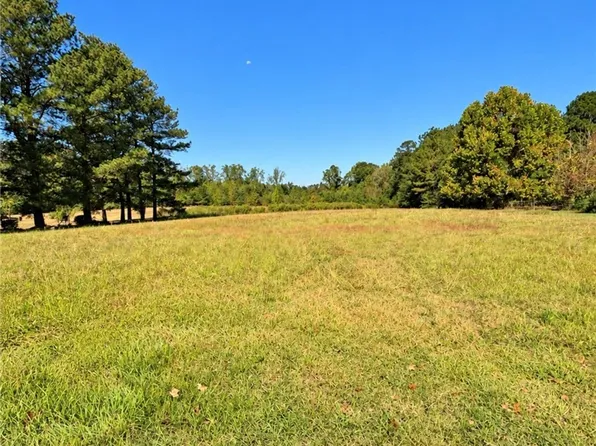 1840 Martin Luther King Dr, Elizabethtown, NC 28337