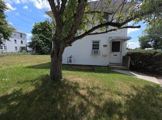 27 Cross St APT 1, South Grafton, MA 01560