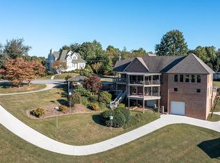 73 Bluff Dr, Winchester, TN 37398