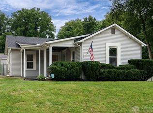 1766 Magnolia Blvd, Springfield, OH 45503