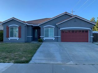 635 Rodeo Grounds Way, Newman, CA 95360