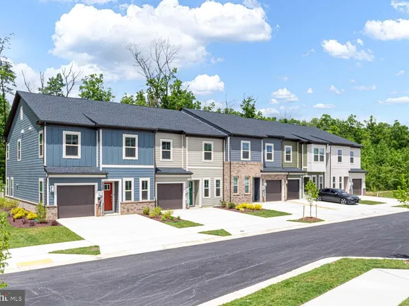 2493 Avesta Pl, Waldorf, MD 20603
