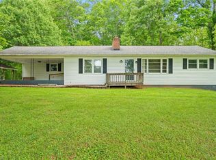 1553 Carson Rd, Pilot Mountain, NC 27041