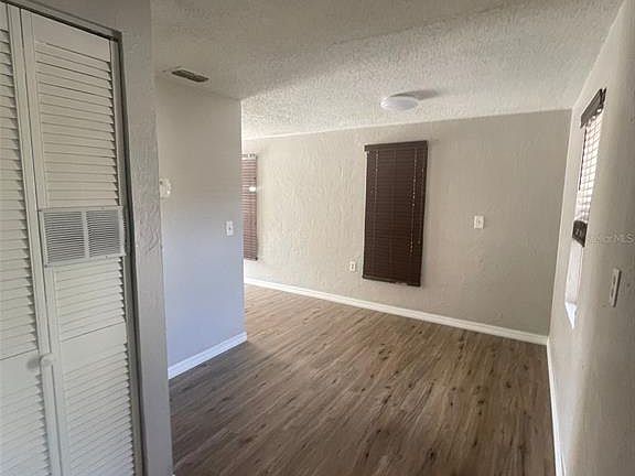 3rd image of 543 Tomoka Rd
