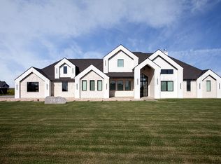 9800 Barton Springs Dr, Amarillo, TX 79119