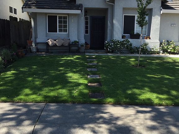 4th image of 205 Partridge Ct