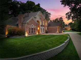 733 Deer Vue Ln, Fenton, MO