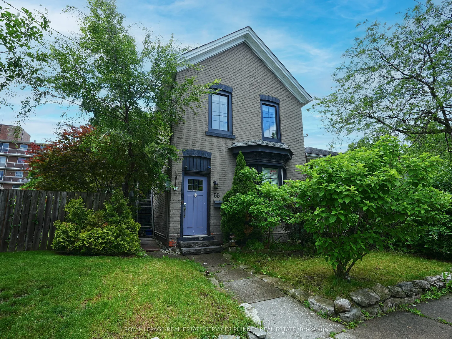 2 bed, $1,699 — Photo 1