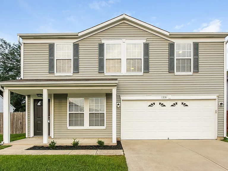 1351 Brooks Dr — Photo 1