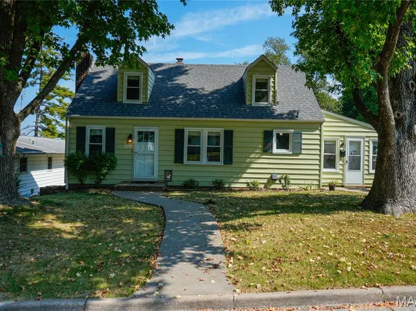 1405 E 1st St, Washington, MO 63090