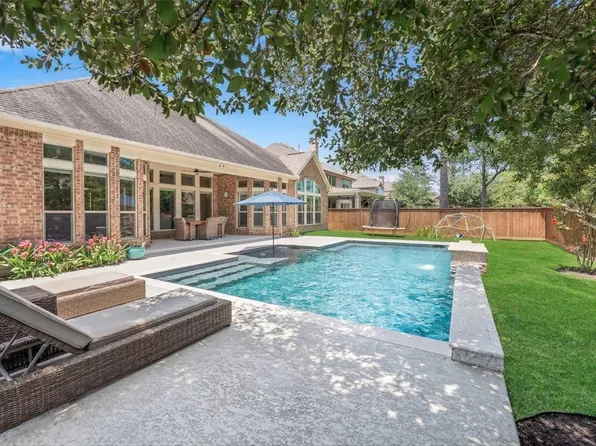 127 E Canyon Wren Cir, Spring, TX 77389