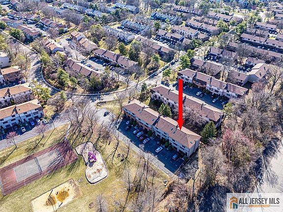 5th image of 7107 Hana Rd