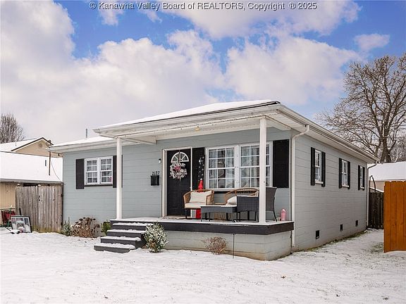 4th image of 2127 McKinley Ave