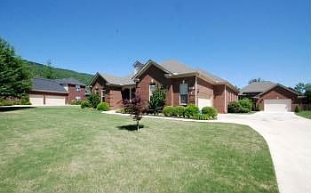 3rd image of 4409 Hidden Lake Dr SE