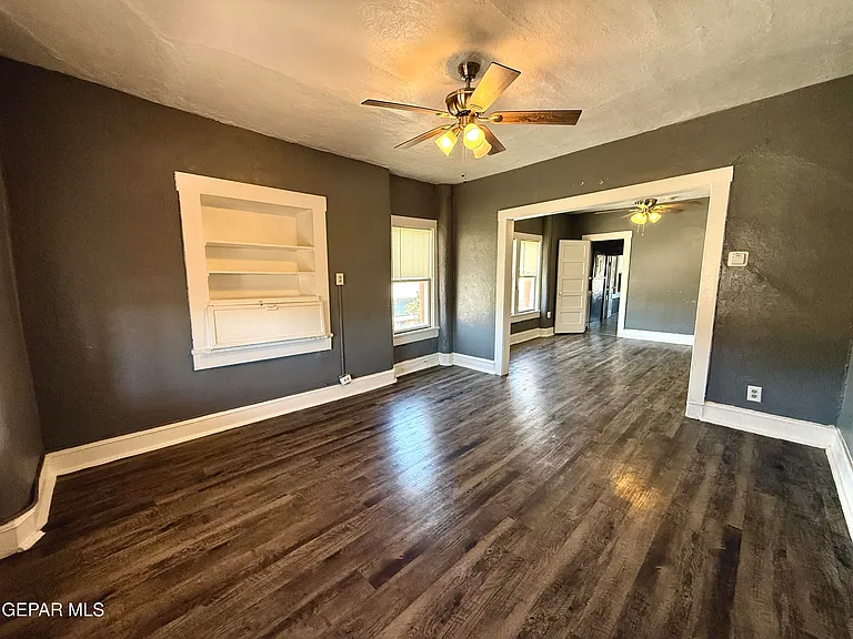 714 E River Ave #3 — Photo 2