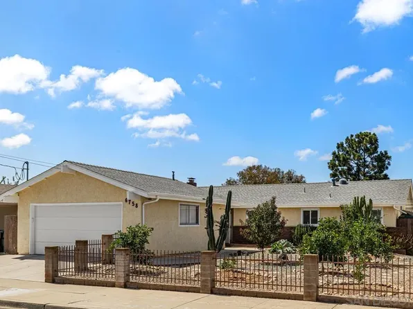 6758 Dennison St, San Diego, CA 92122