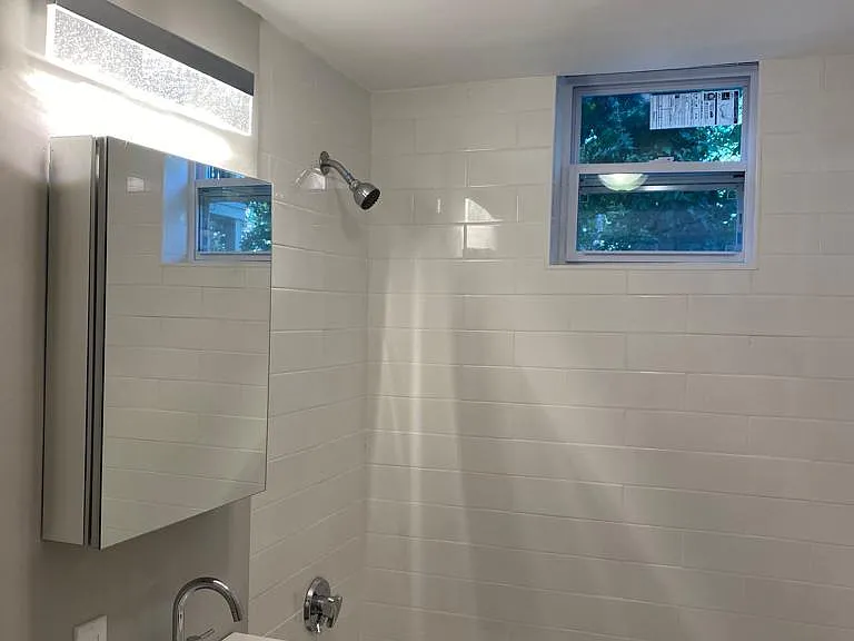 169 Kent St #2 — Photo 8