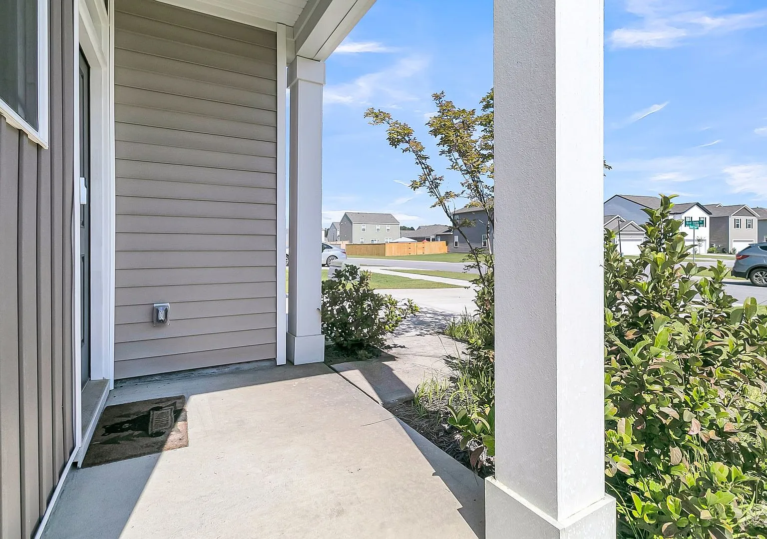 3 bedroom, 2.5 bathroom in Pine Hills of Cane Bay-Summerville — Photo 4