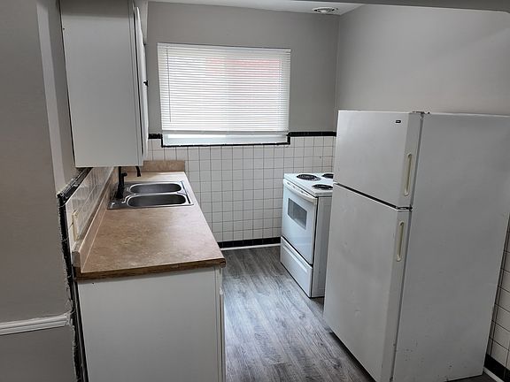 4th image of 7100 Eastlawn Dr APT 3