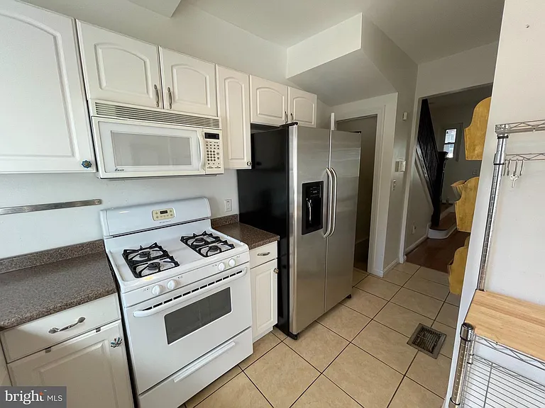 514 Columbia Rd NW — Photo 22