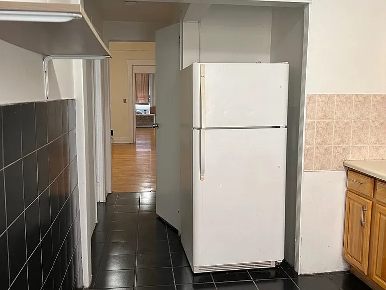 381 Baldwin Ave #1 — Photo 7