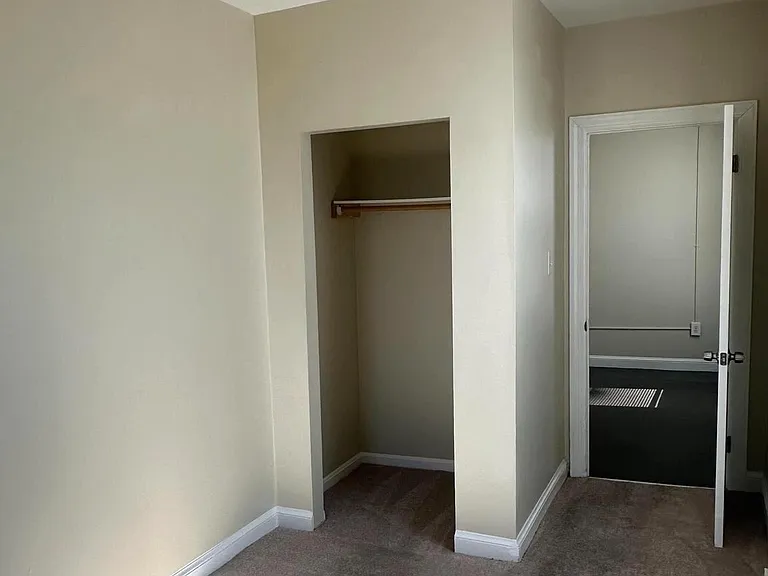 64 W Antietam St #10 — Photo 14