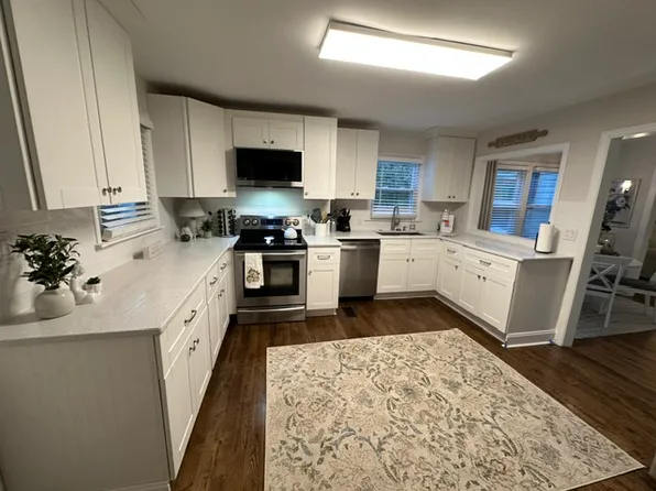 3000 Richfield Dr, Columbia, SC 29201