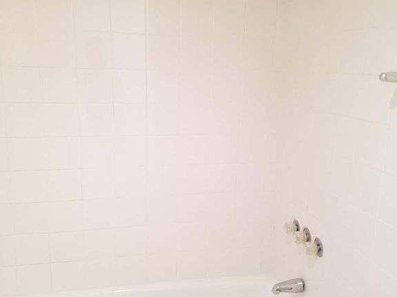 4th image of 7510 Hornwood Dr APT 1506