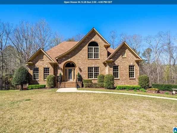 2685 Chesapeake Dr, Hueytown, AL 35023