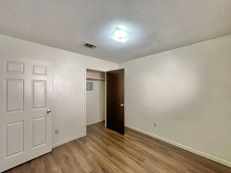 624 Sunset Ln — Photo 27