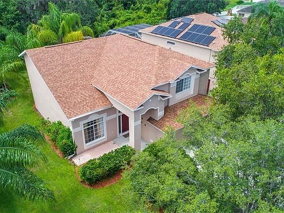 3rd image of 18175 Sandy Pointe Dr